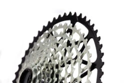 Garbaruk 12 Fach Sram XD 10-52 Black/silver Kassette -Fahrradladen garbaruk 12 sram xd black kassette 1 0 18774 3